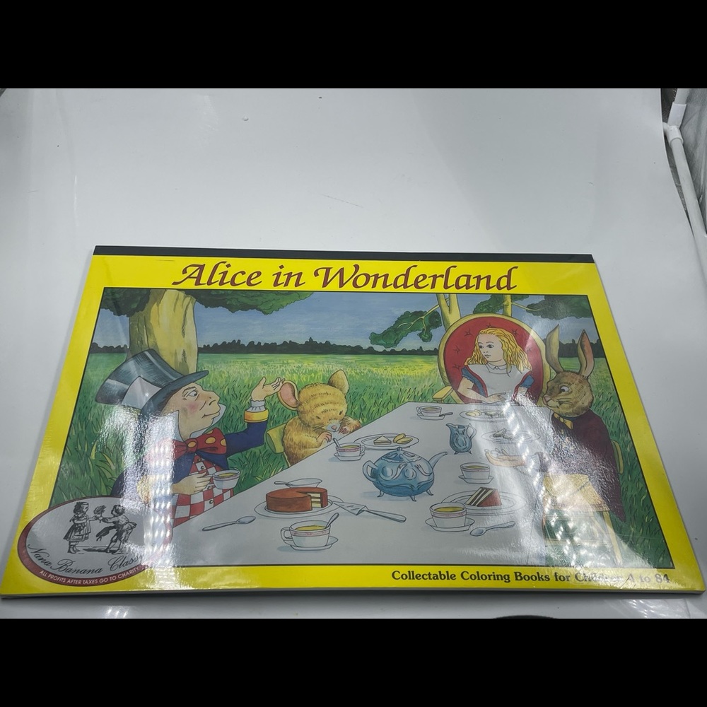 Nana Babana Alice in wonderland rare coloring story book new sealed